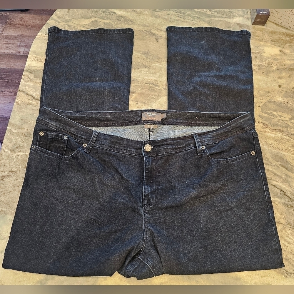 torrid Super Stretch Luxe Boot Cut Jeans - Size 22 Tall